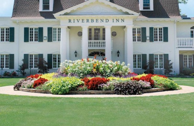 Riverbend Inn Vineyard 