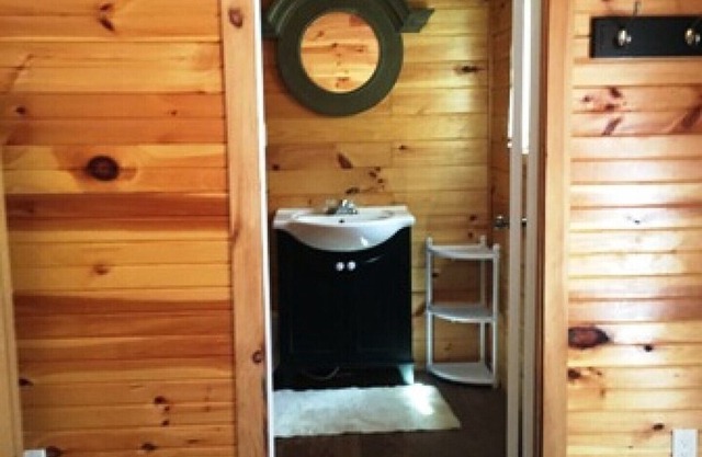 Springwood Cottages - Cottage #4 - Arden - Kennebec Lake