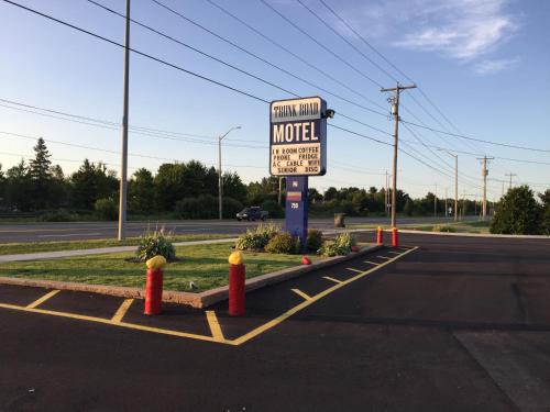 Algoma District Hotel | Trunk Road Motel