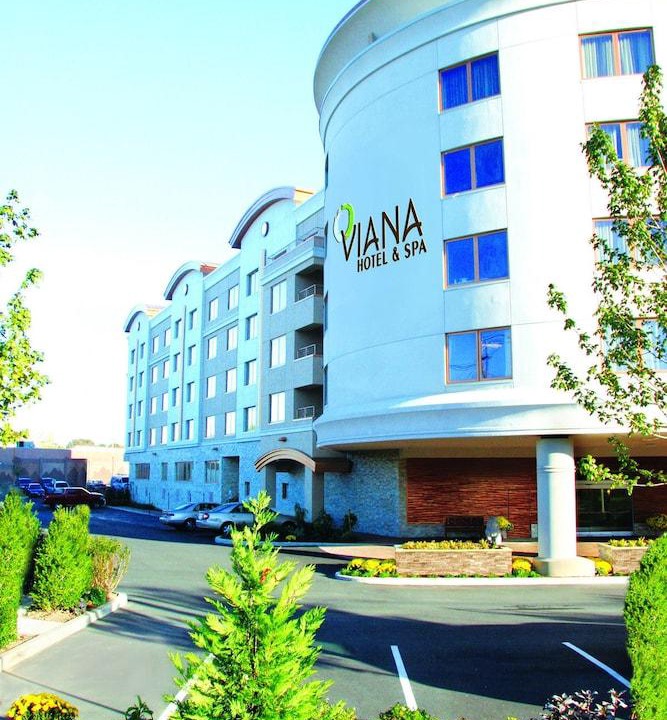 Westbury Hotel | Viana Hotel and Spa, Trademark Collection by Wyndham