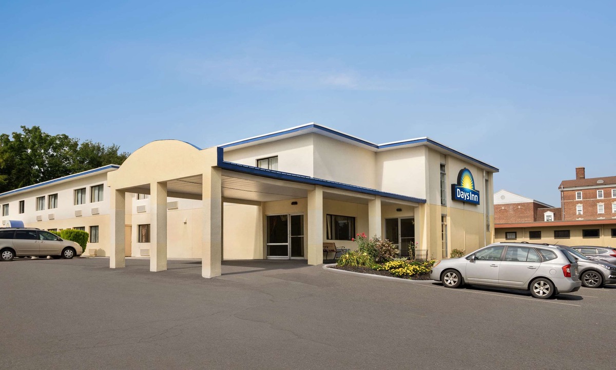 Auburn Hotel | Days Inn by Wyndham Auburn/Finger Lakes Region