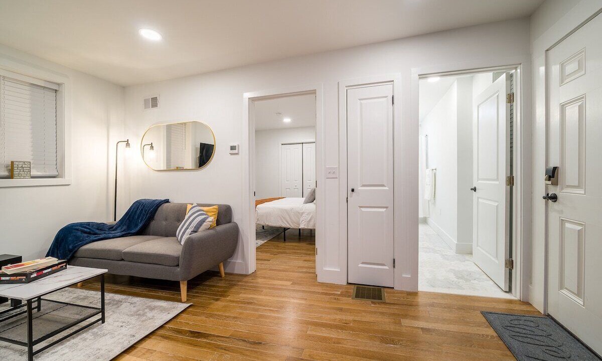 Corn Hill House | This house is a 1 bedroom(s), 1 bathrooms, located in Rochester, NY.