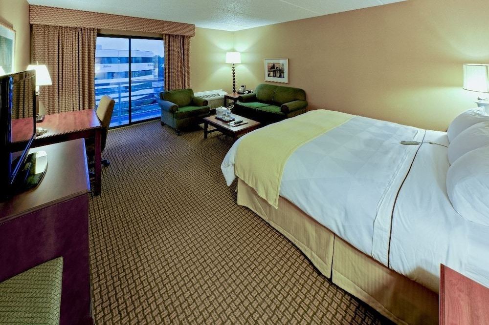 Photo of Bedroom in North Olmsted
