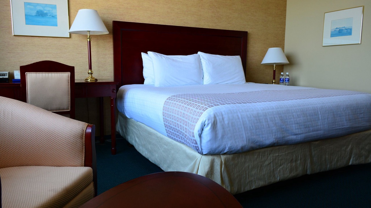 Photo of Bedroom in Campbell River