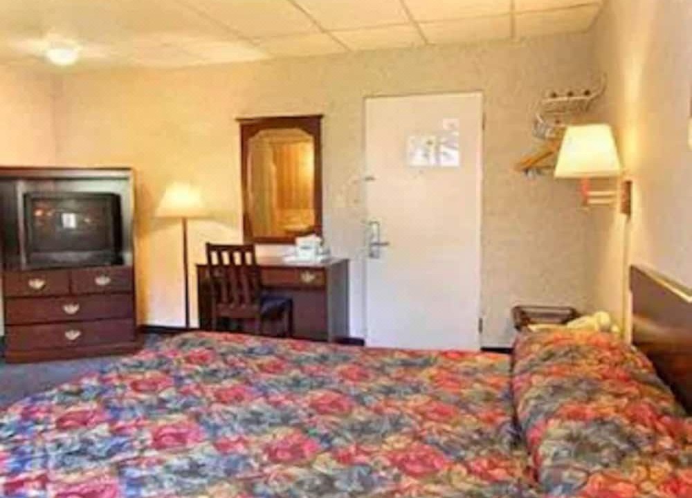 Photo of Bedroom in Lakewood