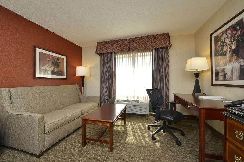 Photo of Livingroom in East Aurora