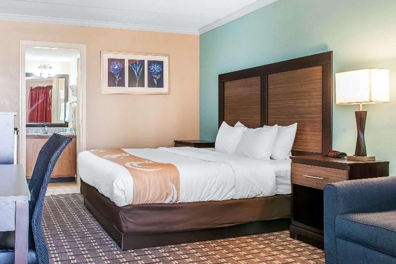 Photo of Bedroom in Findlay