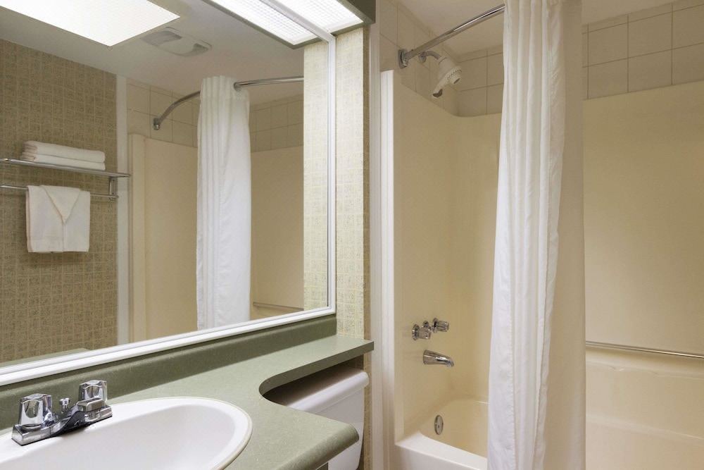 Photo of Bathroom in Langley