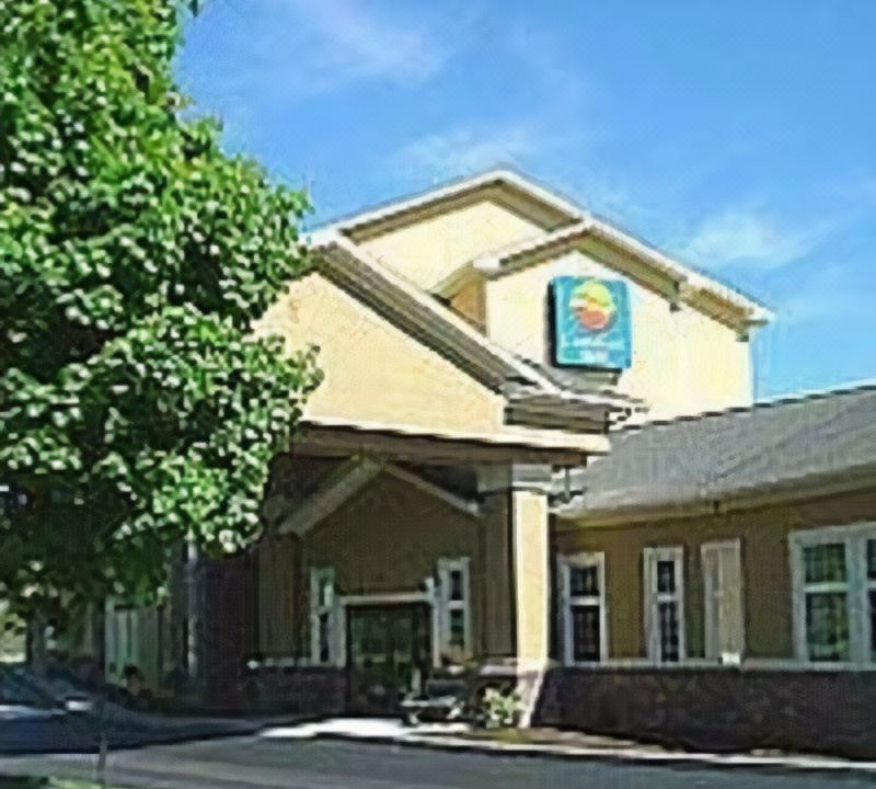 Photo of Buildings in Amherst