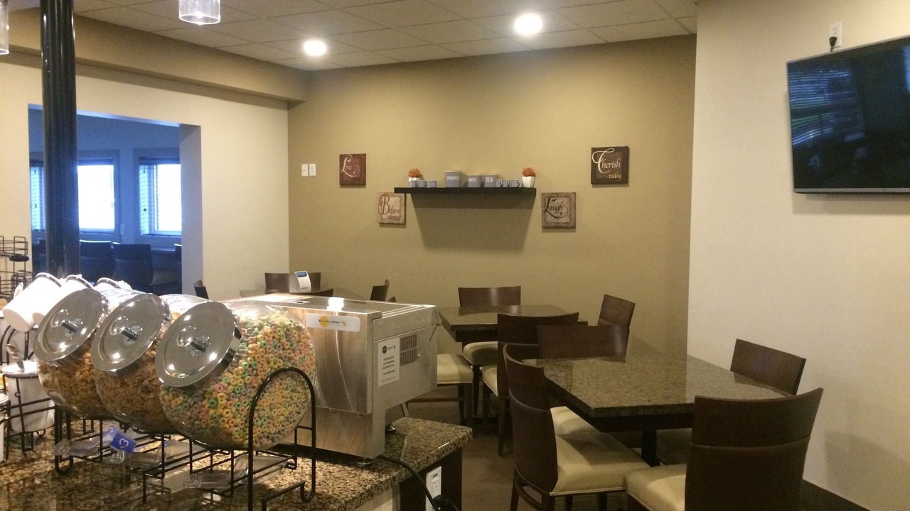 Photo of Livingroom in Medicine Hat