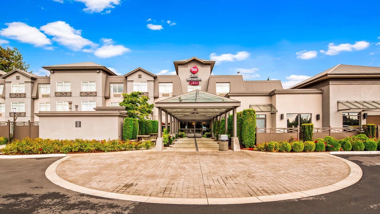 Photo of Buildings in Pitt Meadows