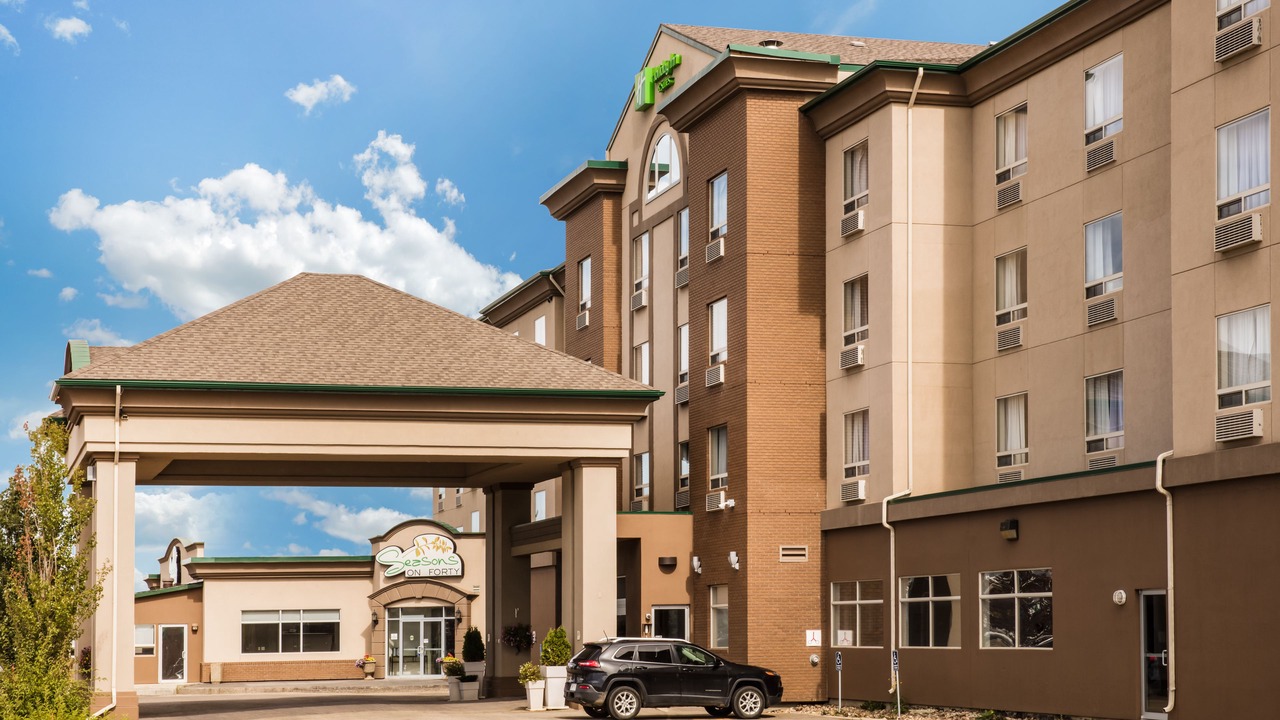 Photo of Buildings in Grande Prairie