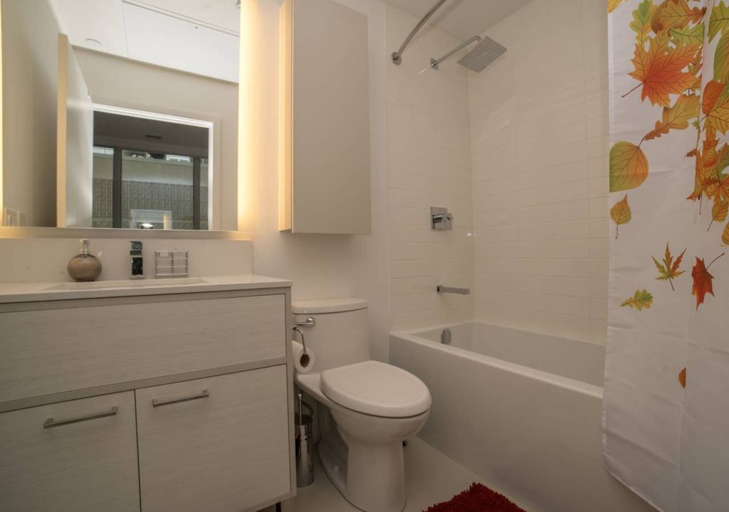 Photo of Bathroom in Bay Street Corridor