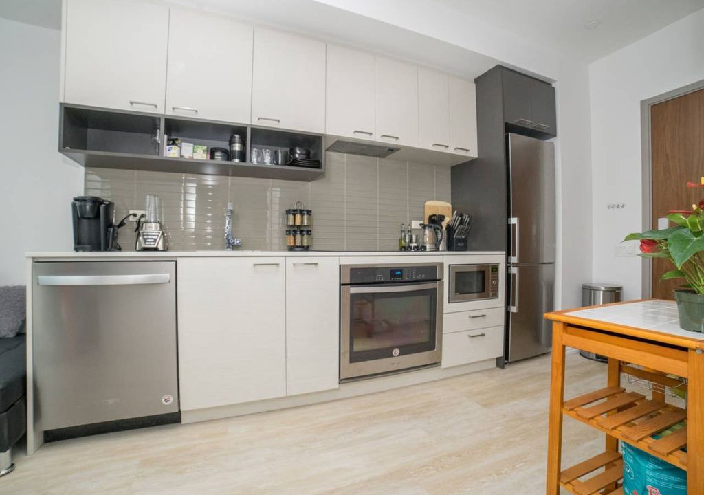 Photo of Kitchen in Bay Street Corridor