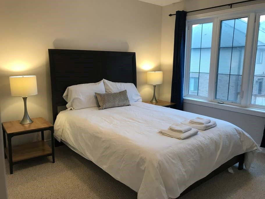 Photo of Bedroom in Stoney Creek