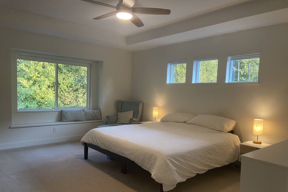 Photo of Bedroom in Squamish