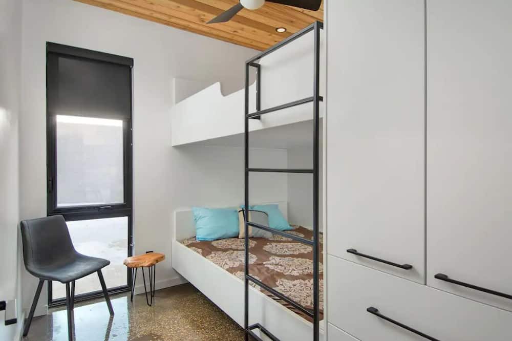 Photo of Bedroom in Onanole