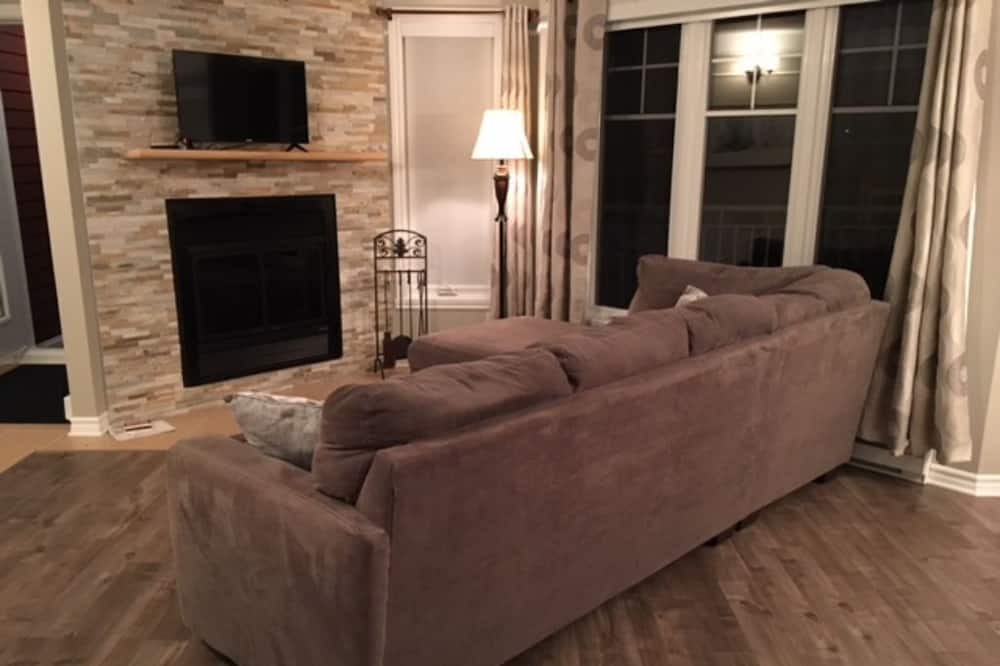 Photo of Livingroom in Saint Donat