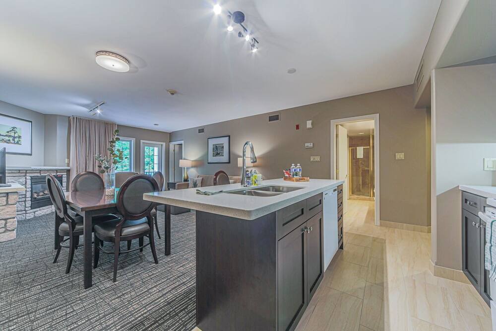 Photo of Kitchen in Oro-Medonte