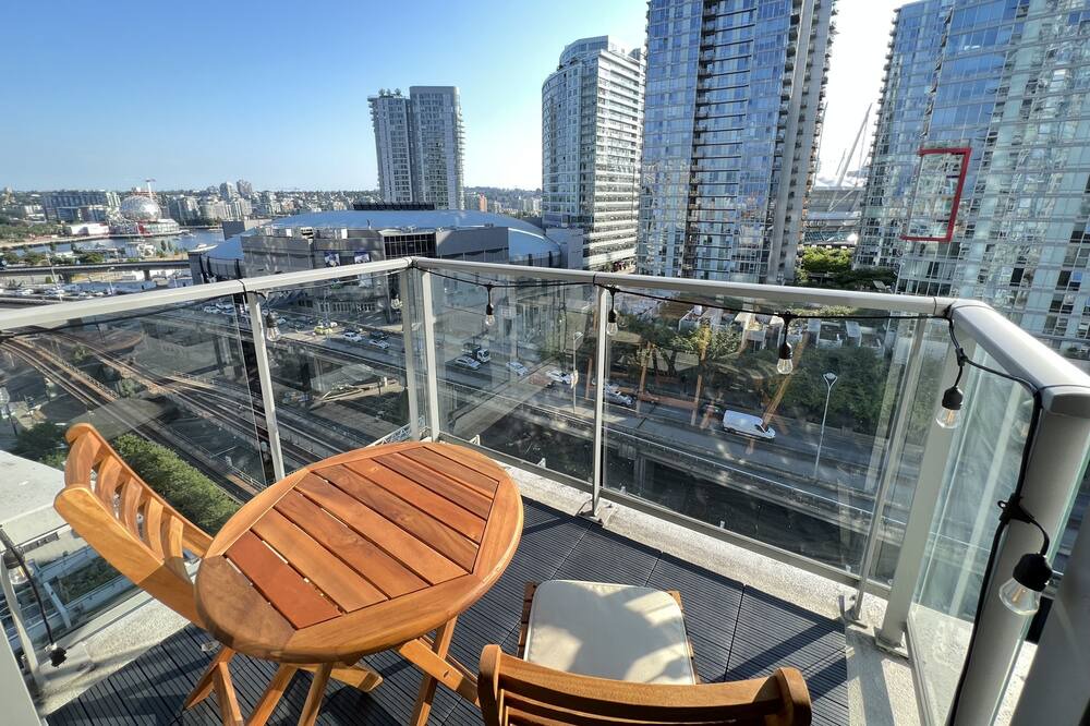 Photo of Patio Balcony in Crosstown