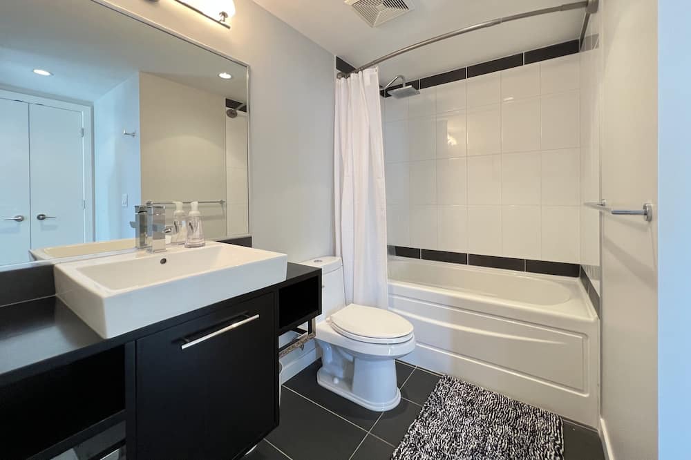 Photo of Bathroom in Crosstown