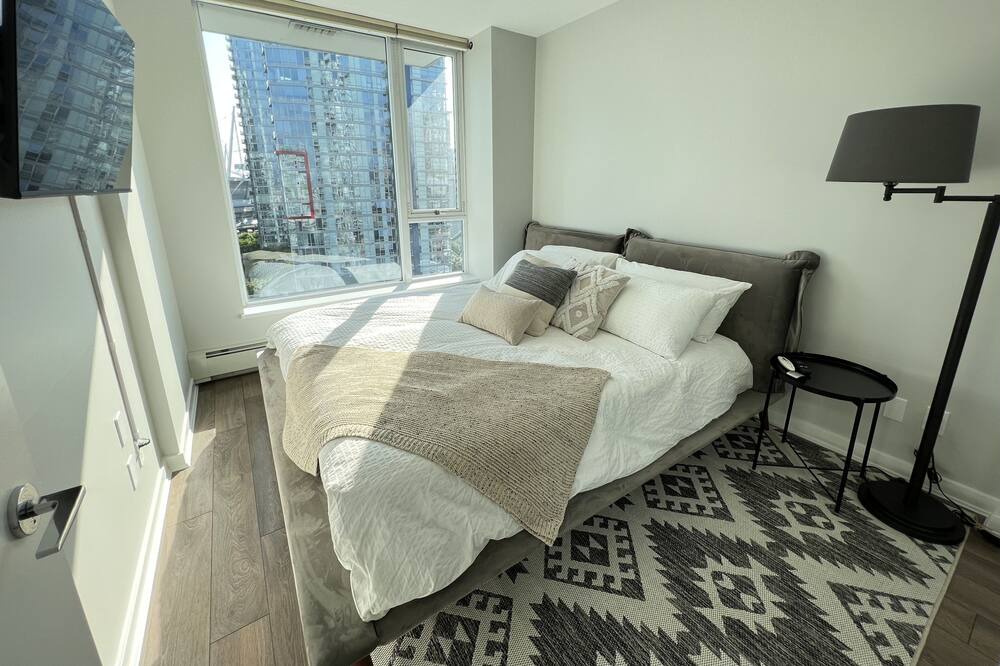 Photo of Bedroom in Crosstown