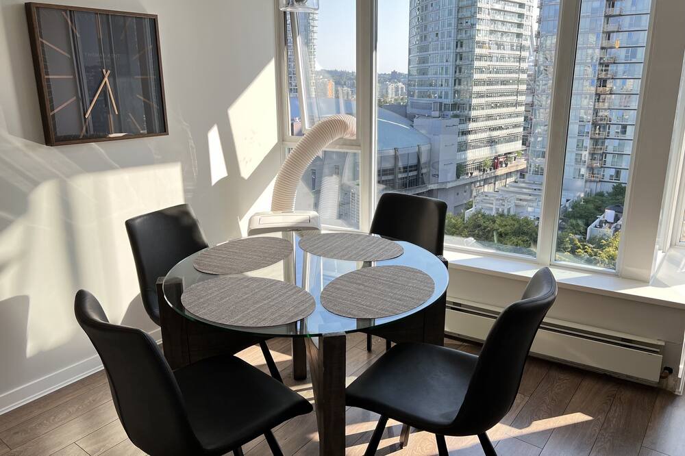 Photo of Kitchen in Crosstown