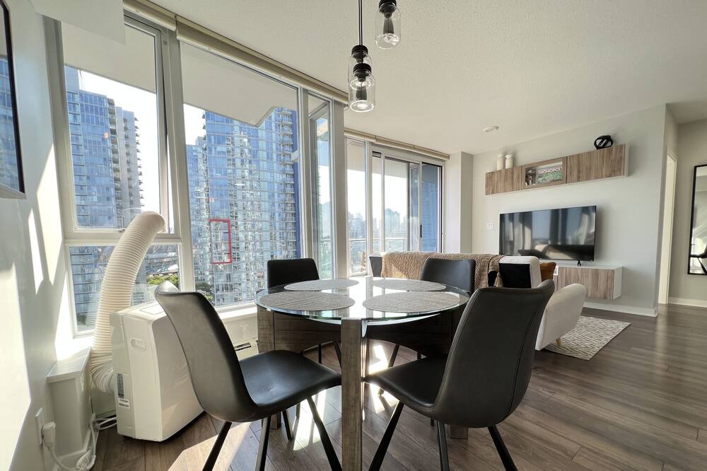 Photo of Kitchen in Crosstown