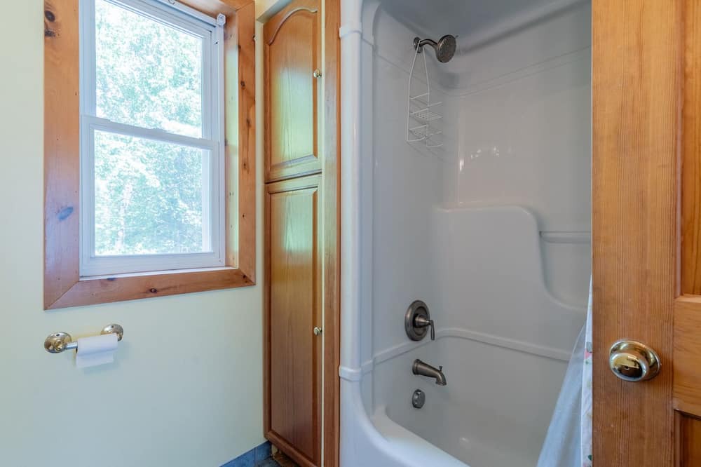 Photo of Bathroom in Minden
