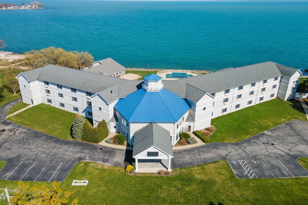 Photo of Others in Put-in-Bay