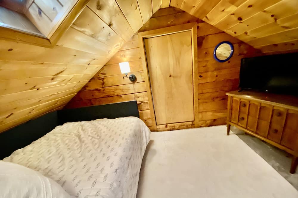 Photo of Bedroom in Bemus Point