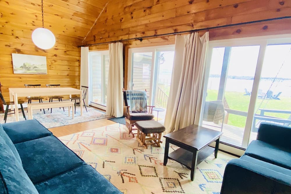 Photo of Livingroom in Bemus Point