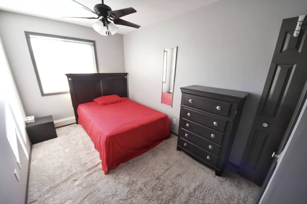 Photo of Bedroom in Fort McMurray
