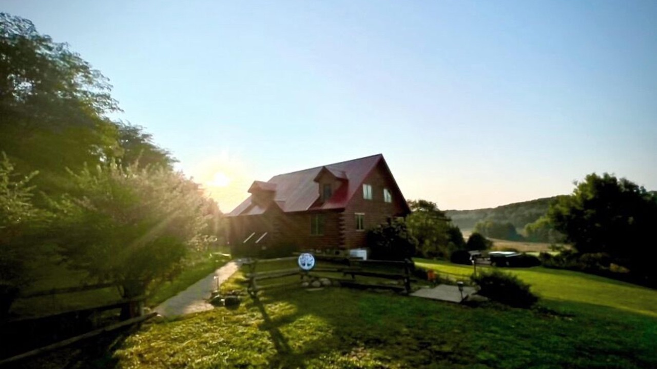 Photo of Outdoor in Farmersville Station