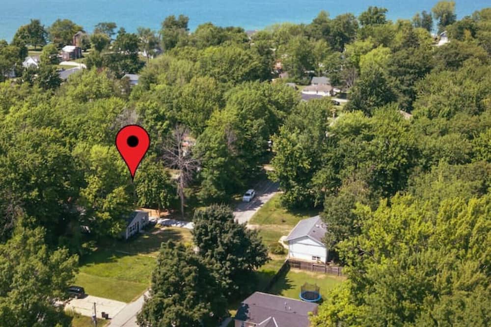 Photo of Outdoor in Madison-on-the-Lake