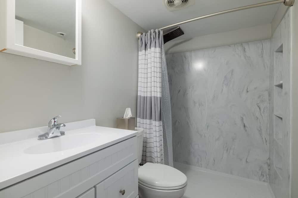 Photo of Bathroom in Naples