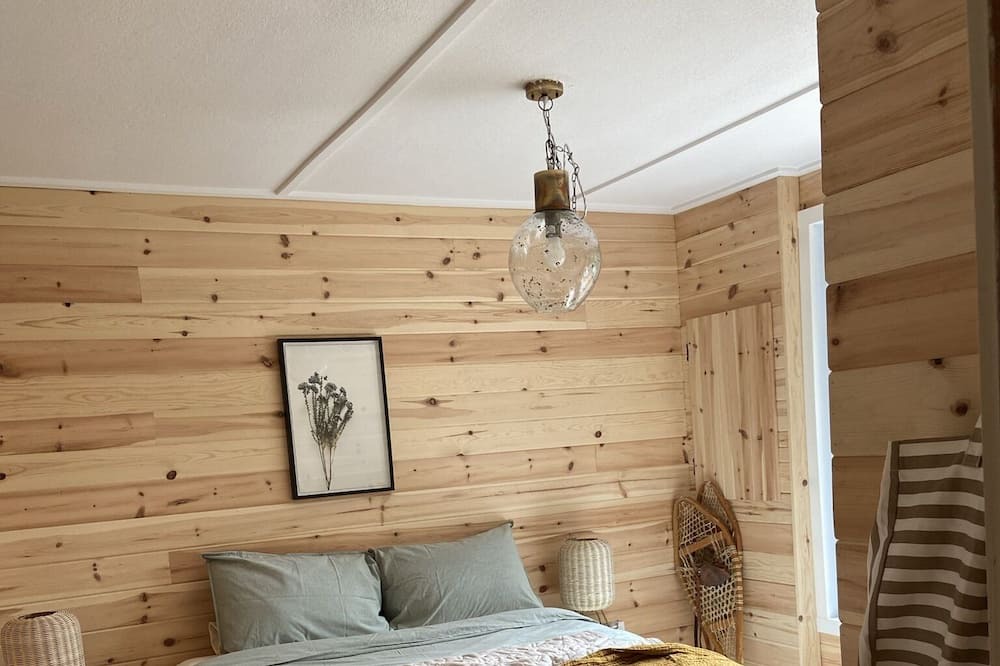 Photo of Bedroom in Notre-Dame-de-la-Merci