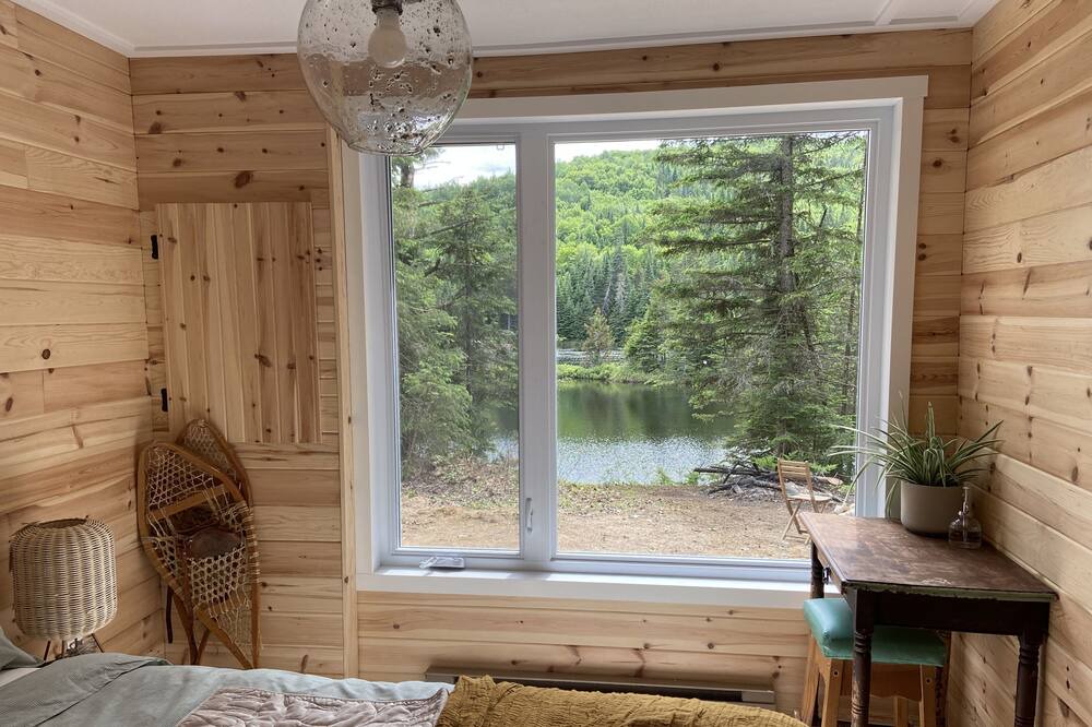 Photo of Bedroom in Notre-Dame-de-la-Merci