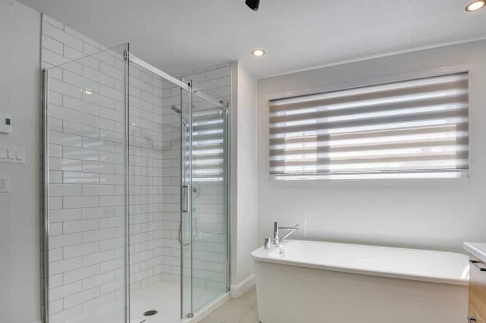 Photo of Bathroom in Pont-Rouge