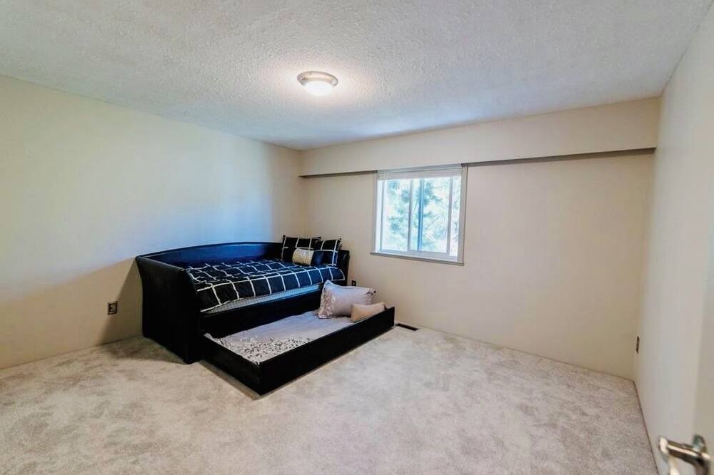 Photo of Others in Maple Ridge
