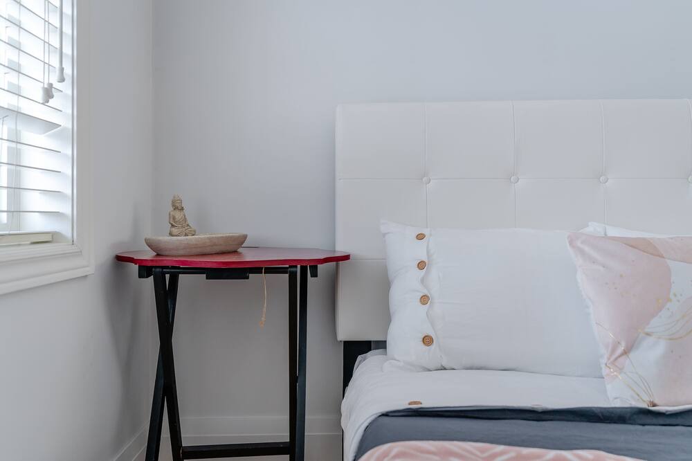Photo of Bedroom in Schomberg