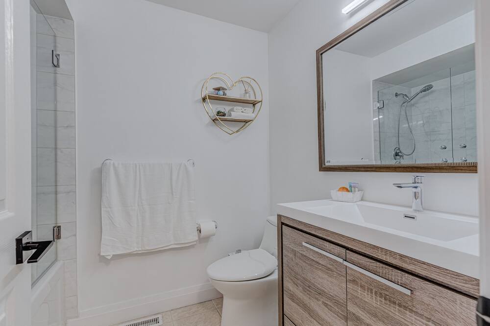 Photo of Bathroom in Schomberg
