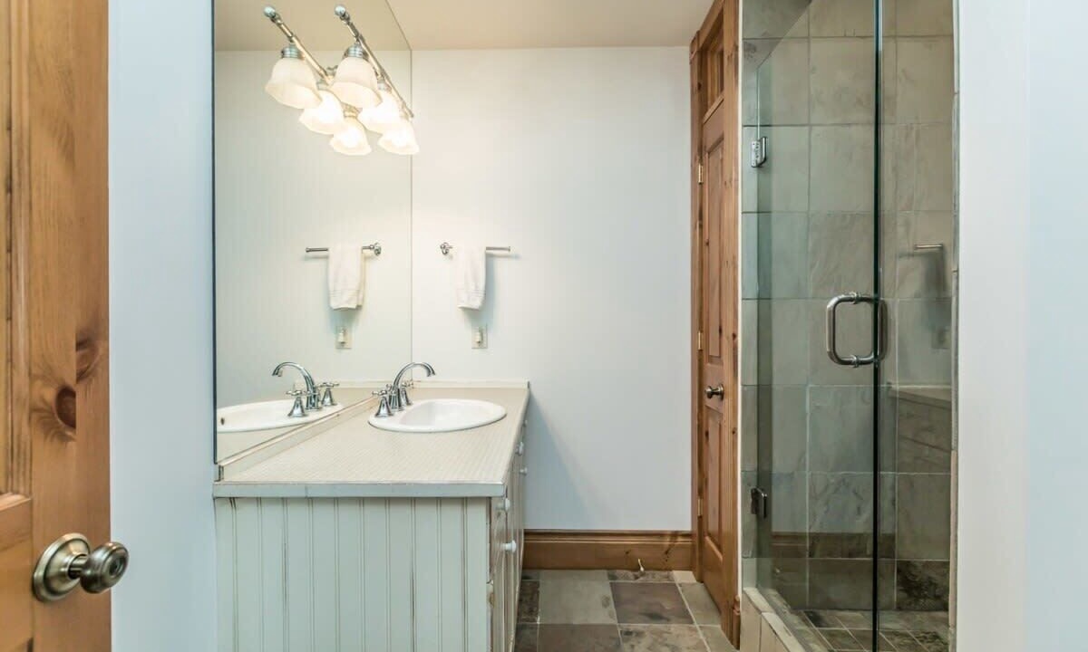 Photo of Others in Bala