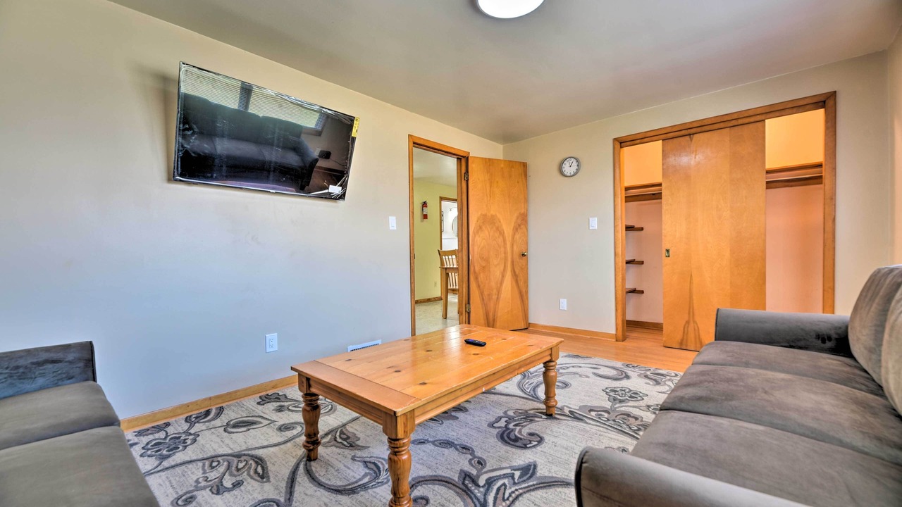 Photo of Livingroom in Athol Springs