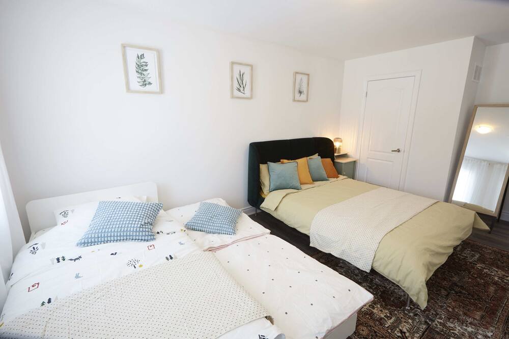 Photo of Bedroom in Oro-Medonte