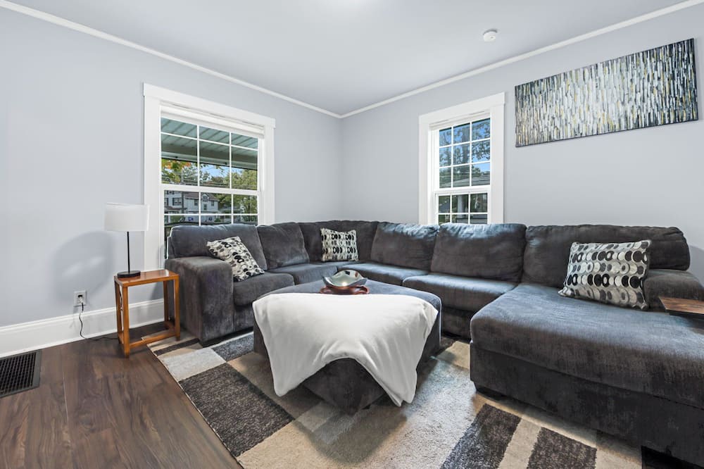 Photo of Bedroom in Willoughby