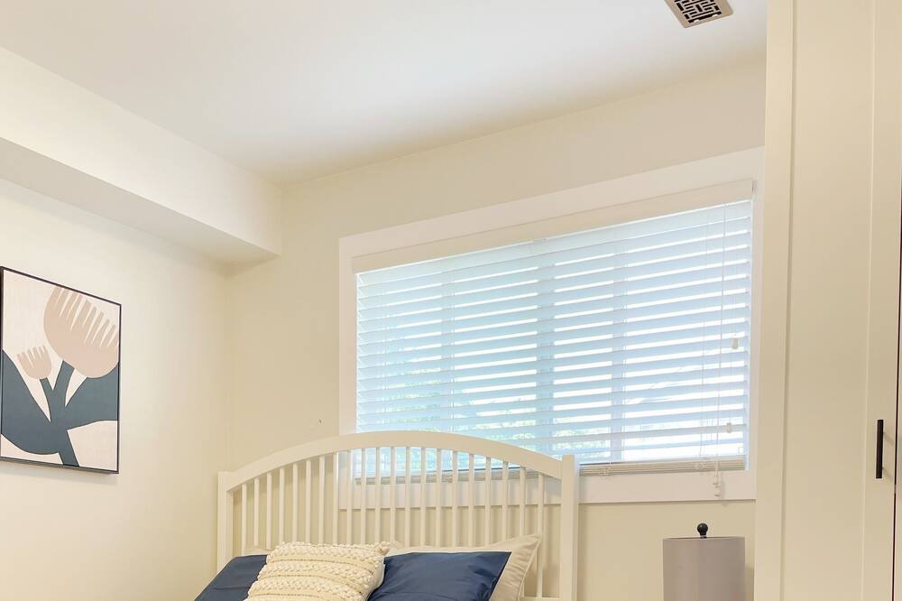 Photo of Bedroom in Port Coquitlam