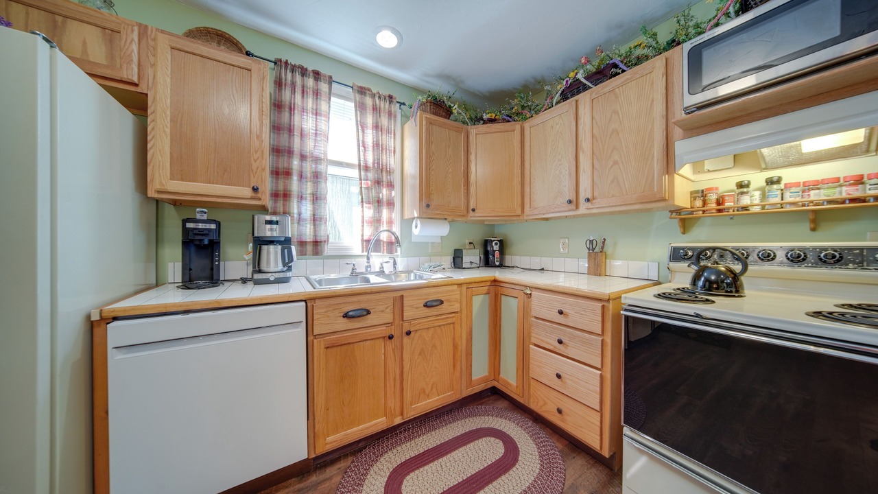 Photo of Kitchen in Austinburg