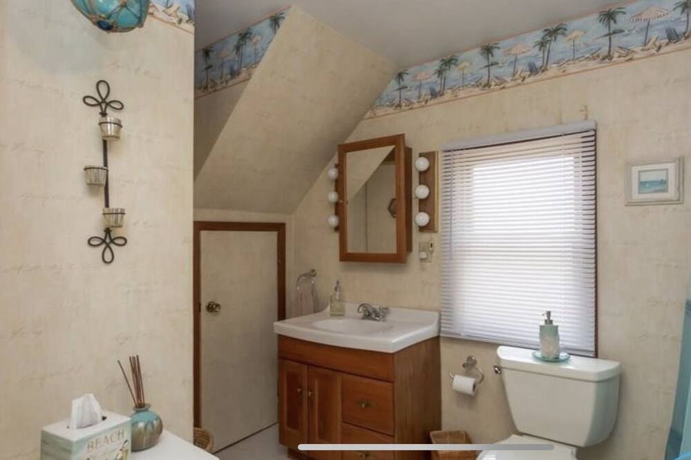 Photo of Bathroom in Toledo