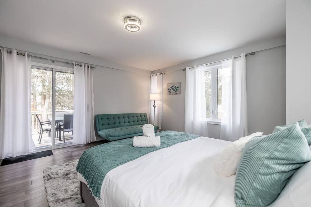Photo of Bedroom in Innisfil